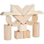 Structure of Owl made out ouf natural wooden blocks